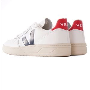 Veja V-10 Men’s Sneakers Size 10